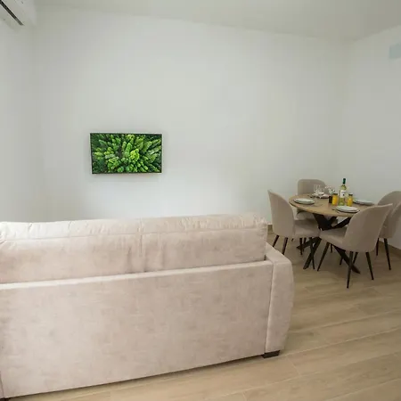 Apartmanhotel Turisticos El Cholo 3*
