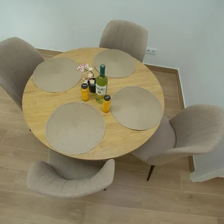 Turisticos El Cholo 3*