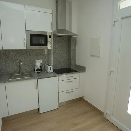 Turisticos El Cholo 3*