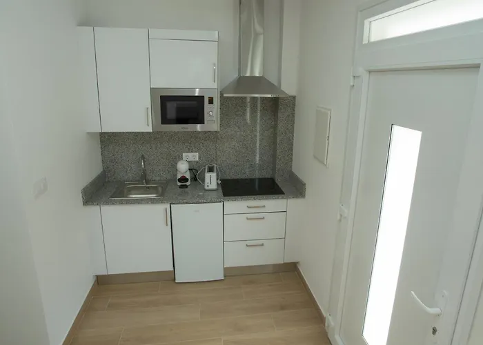 Turisticos El Cholo 3*